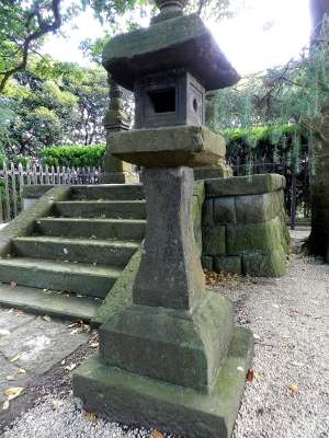 Monument to Miura Anjin and wife Magome Oyuki.